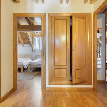 Atico Abuhardillado I Aire Acondicionado L Centrico L Garaje L Trastero I Wifi Apartman Biescas Kültér fotó