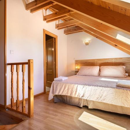 Atico Abuhardillado I Aire Acondicionado L Centrico L Garaje L Trastero I Wifi Apartman Biescas Kültér fotó